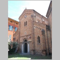 Bologna, photo Szeder László, Interno della chiesa dei Santi Vitale e Agricola.jpg